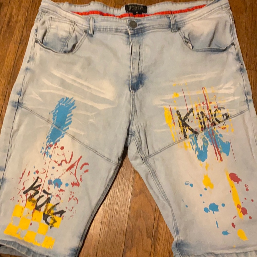Encrypted King jean shorts size 42 waist